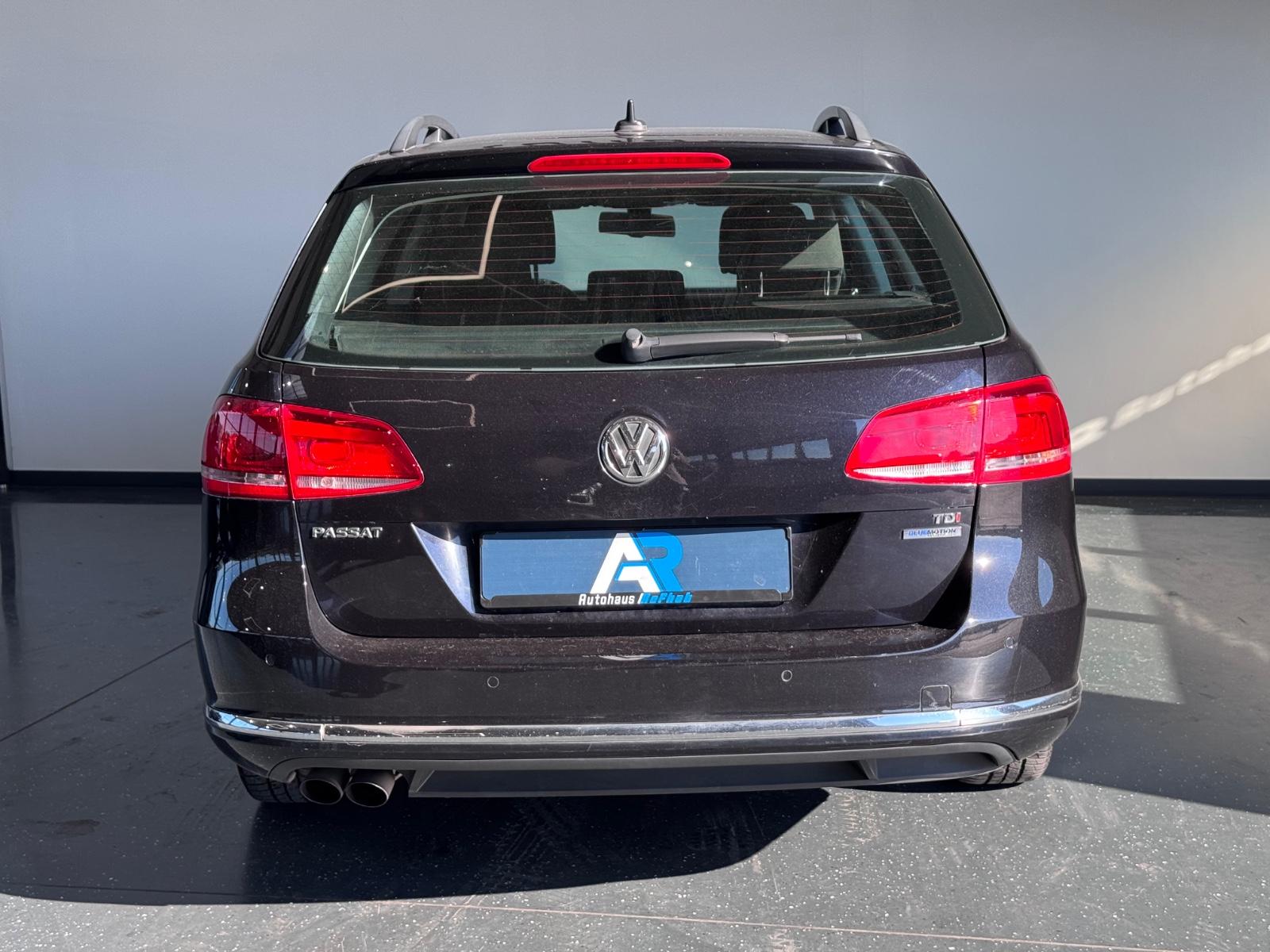 Volkswagen Passat 2010 — photo 9