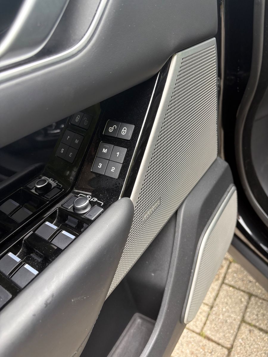 Foto 19 von LAND ROVER Range Rover Velar