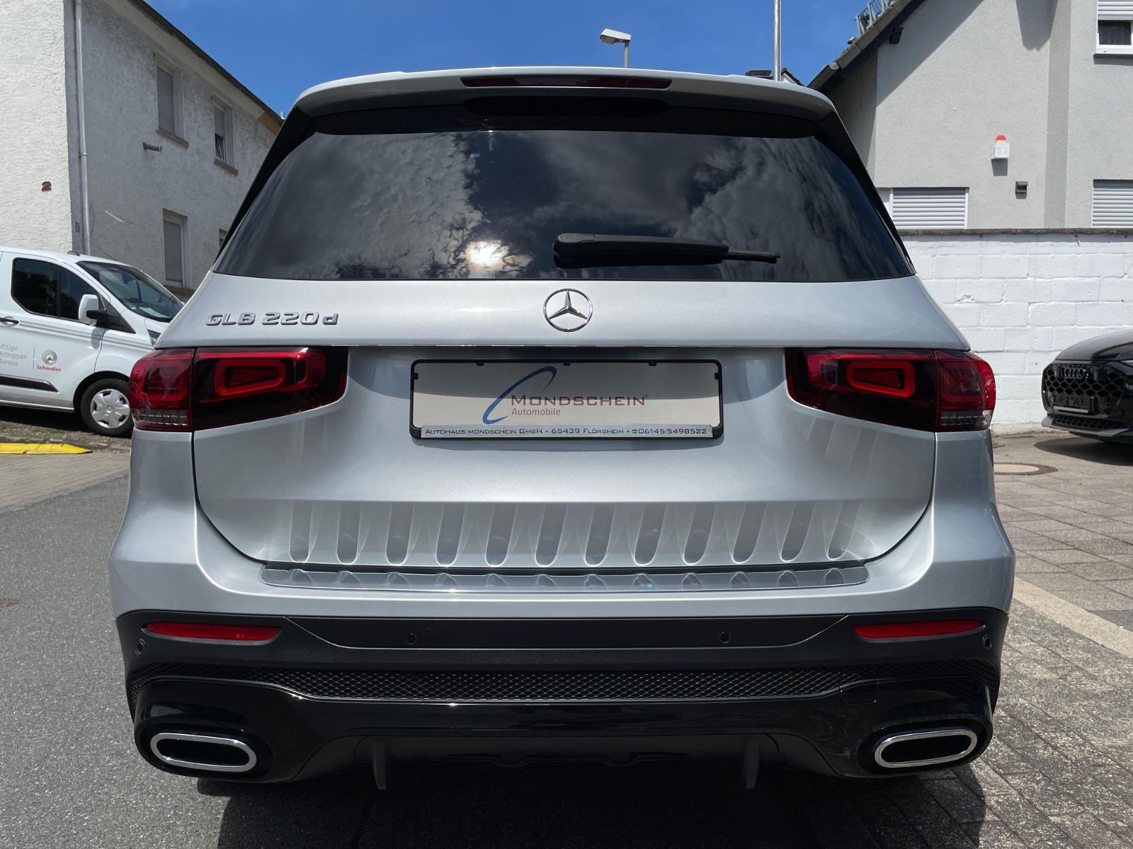 Fahrzeugabbildung Mercedes-Benz GLB 220 d |AMG|MBUX|Distr|Multibeam|AHK|Kamera