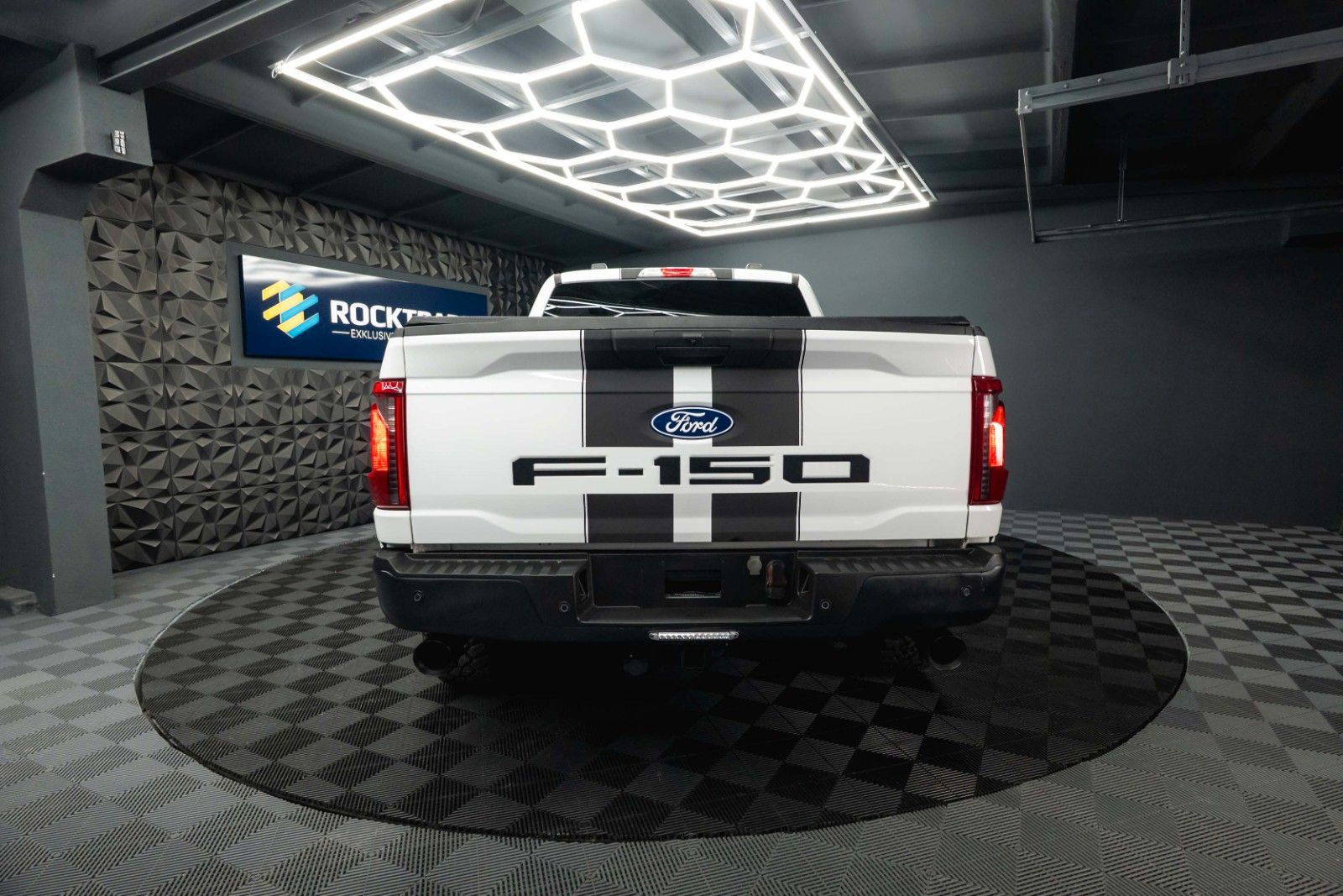 Fahrzeugabbildung Ford F150 5.0L V8 4x4 Offroad SuperCrew RAPTOR 19%