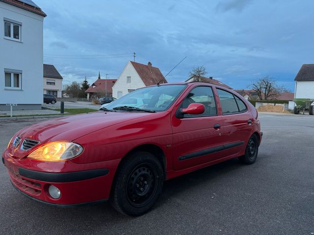 Renault Megane 1.4 16V / Orginal 99.000 KM...