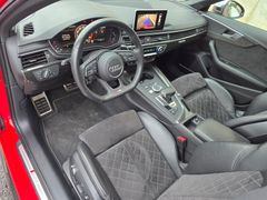 AUDI RS4 Avant 2.9 TFSI quattro erst 47Tkm Misanorot AUDI RS4 Avant 2.9 TFSI quattro erst 47Tkm Misanorot
