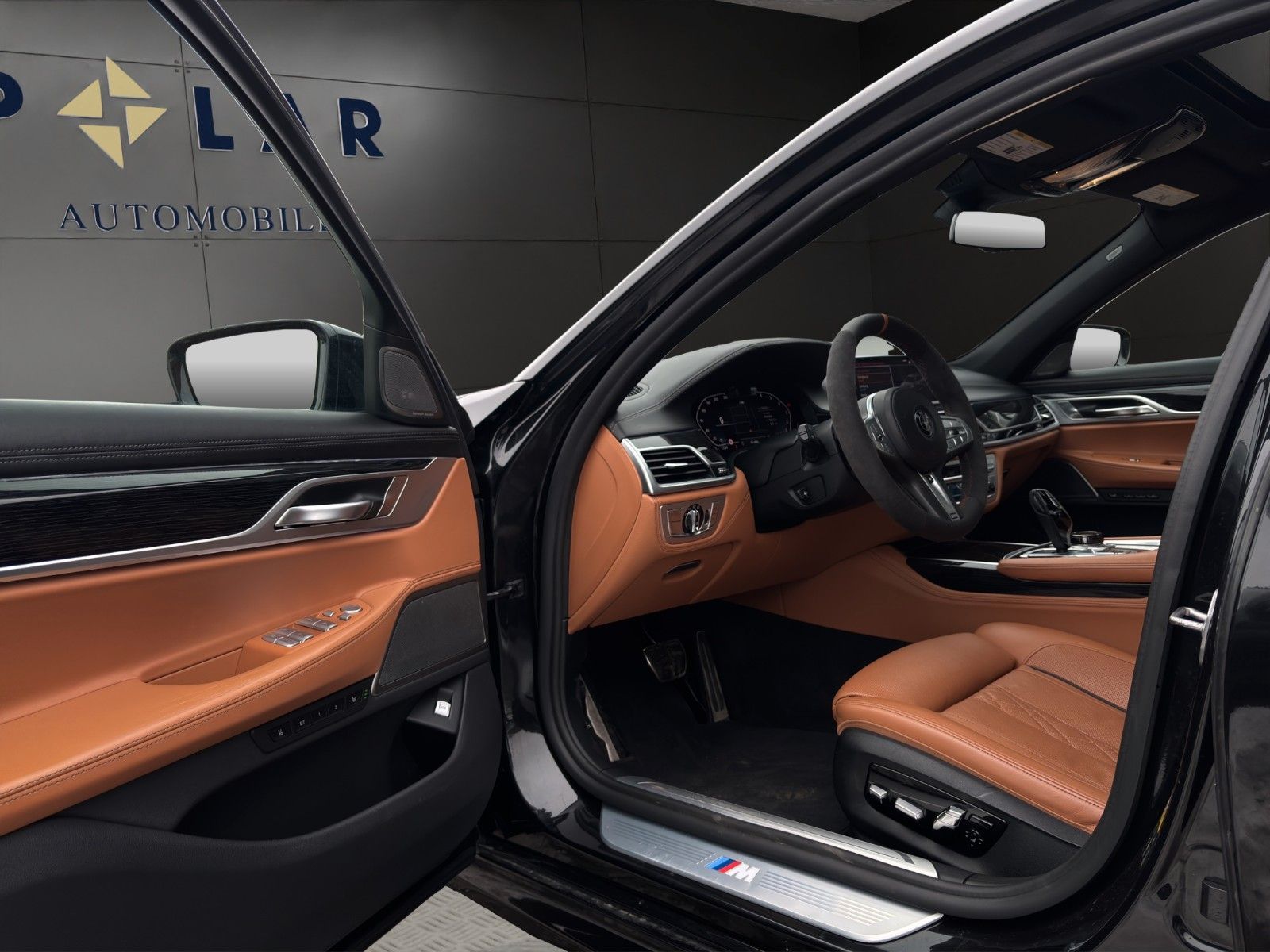 Fahrzeugabbildung BMW 750Li xDrive HUD/Skylounge/H&K/Massage/Luftf.