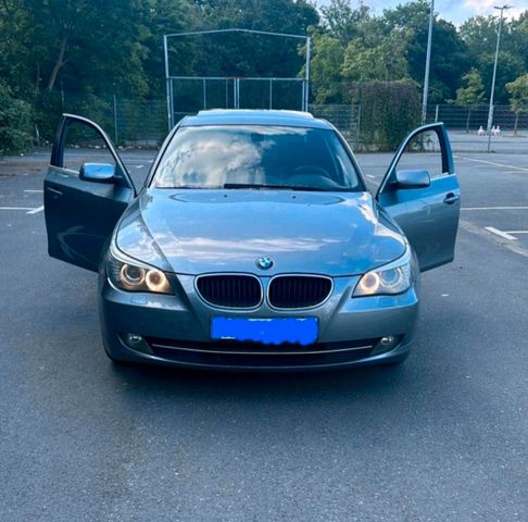 BMW Auto BMW E60 520d