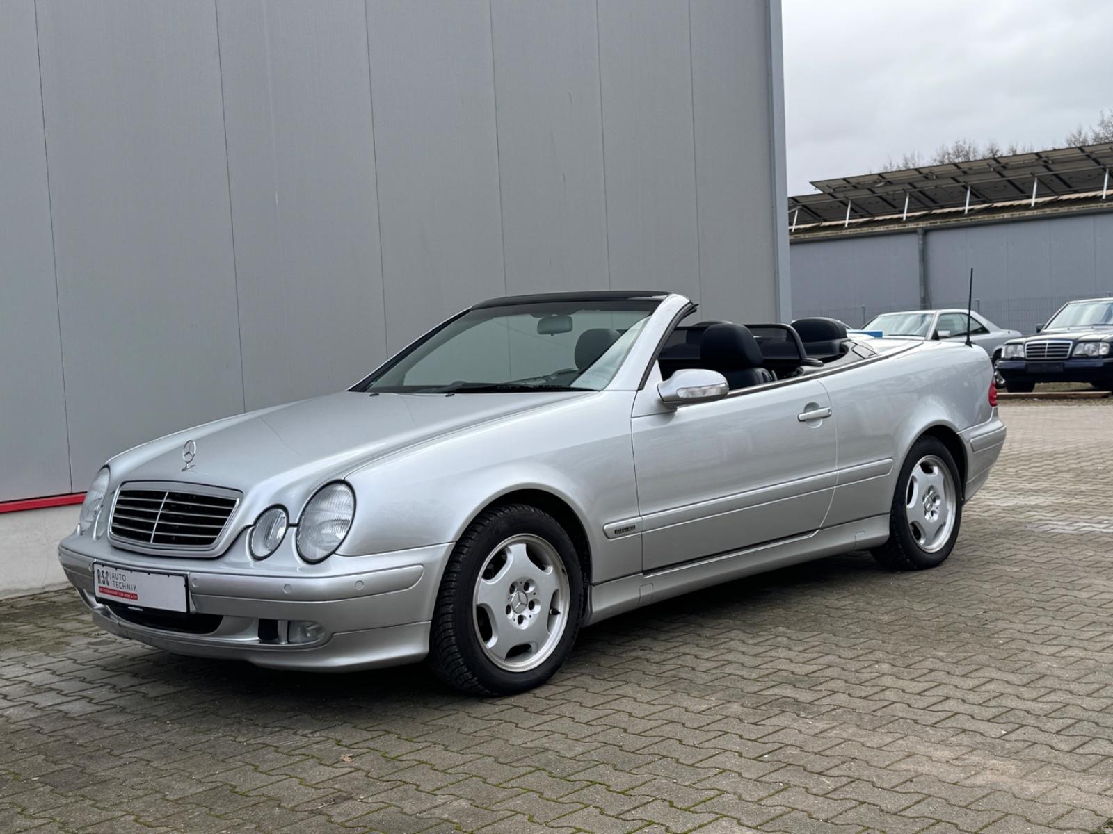 Mercedes-Benz CLK 230 KOMPRESSOR ELEGANCE Aut. Erstlack rundum