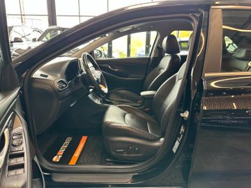 Hyundai i30 Premium *LED*Navi*Spurhalteass*