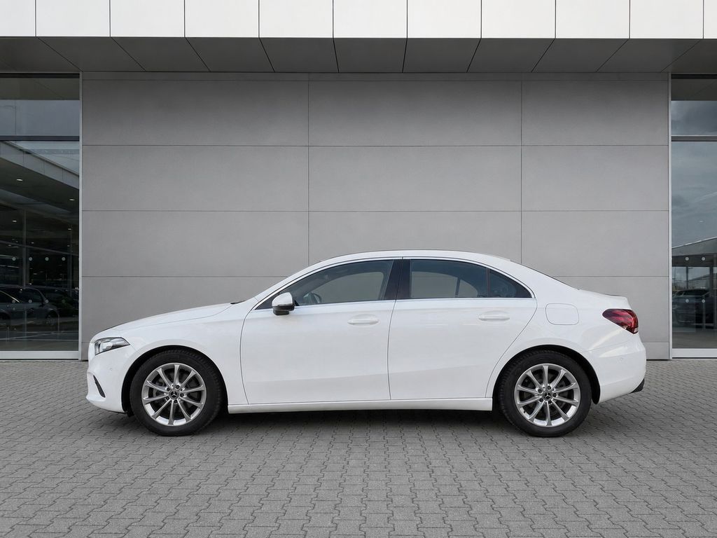 Image of Mercedes-Benz A 200