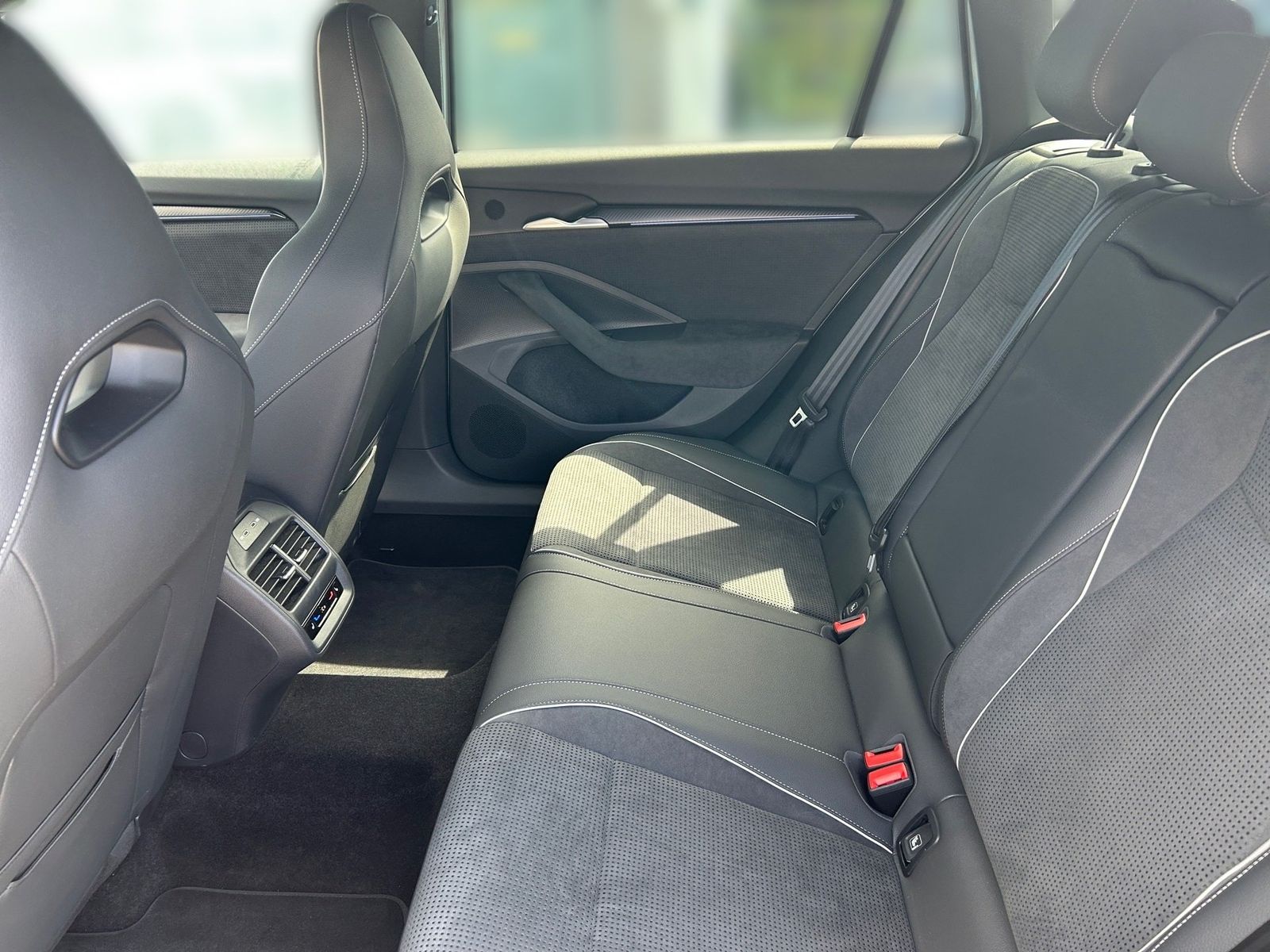 Skoda Superb - Bild 15