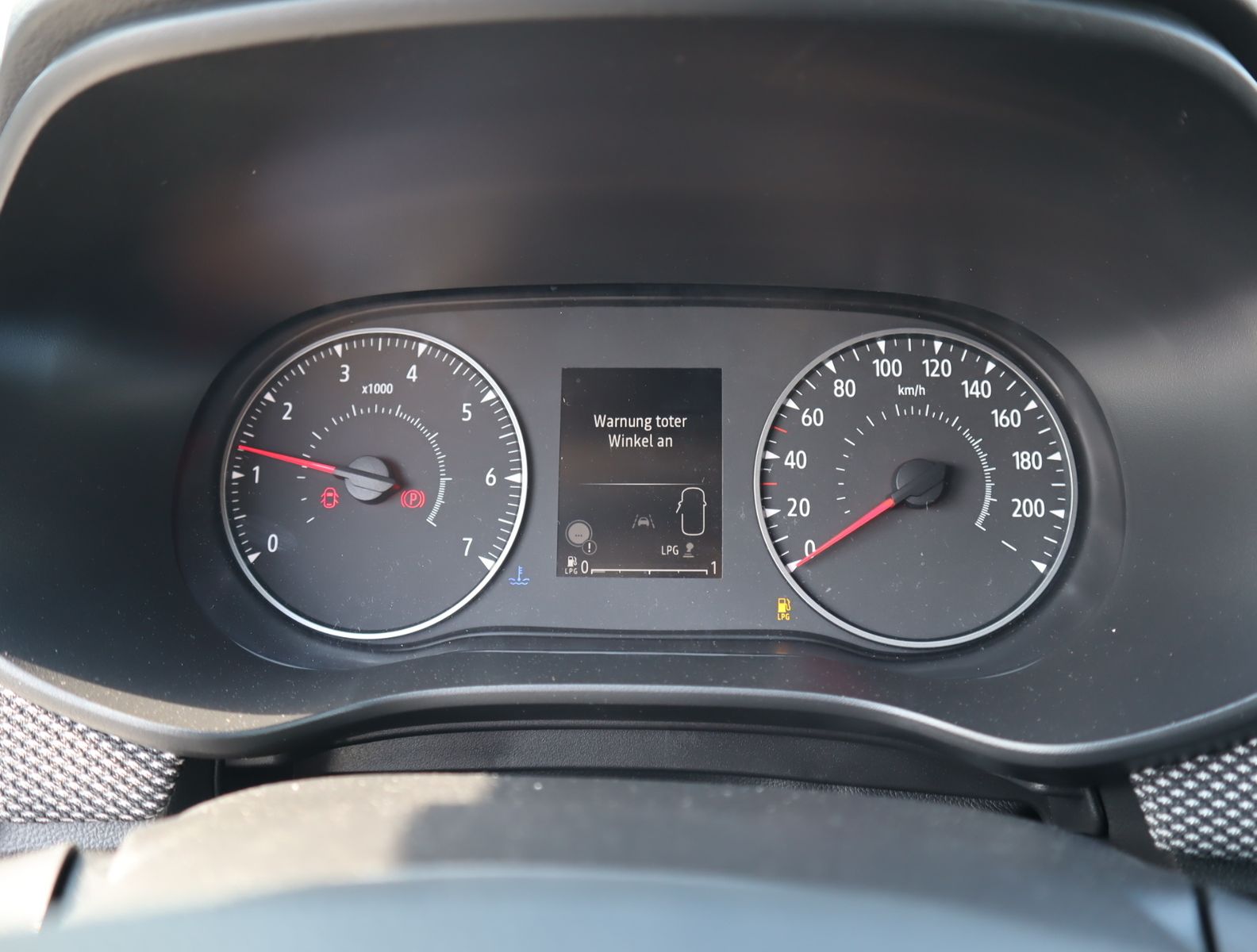 Dacia Sandero - Bild 11