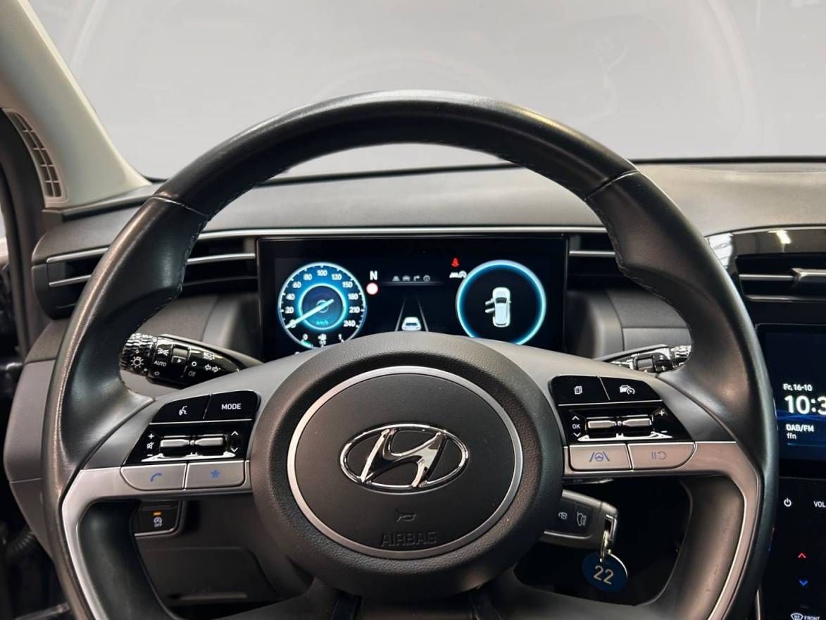 Fahrzeugabbildung Hyundai TUCSON Select, LED-Grilldesign, Funktions-Paket,