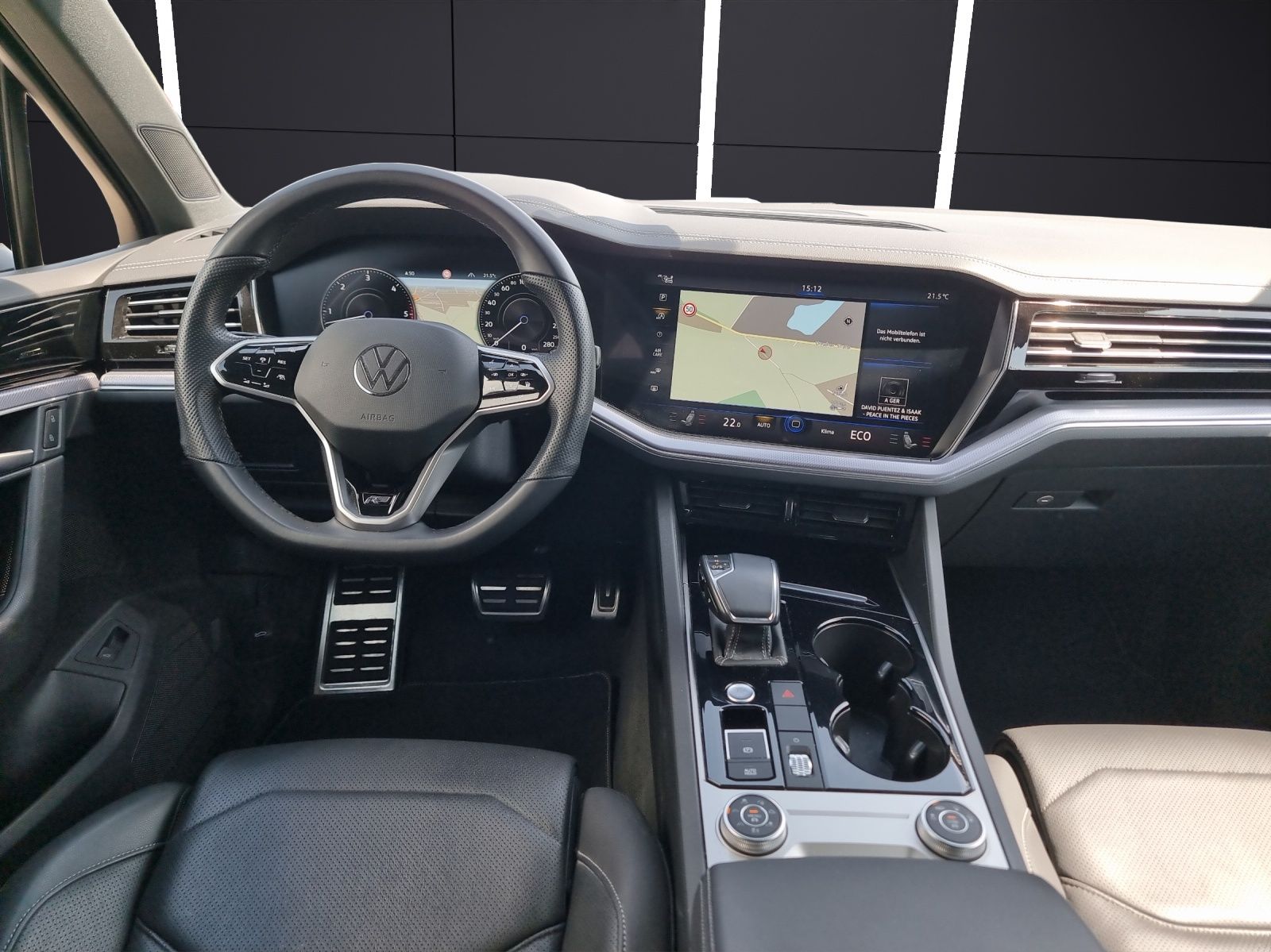 Fahrzeugabbildung Volkswagen Touareg TDI R-Line 4M Matrix STH Luft Pano RFK A