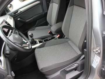 Volkswagen T-Roc Move KLIMA LED NAVI ALU