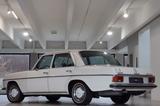 Mercedes-Benz 200/8 Automatik - Oldtimer: Auto