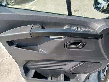 Renault Trafic - 6