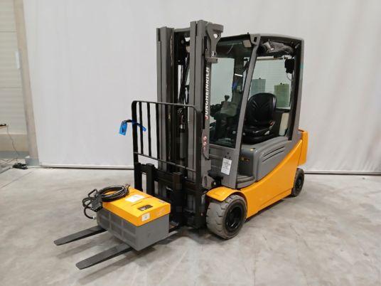 Jungheinrich EFG 320 LION 4.4m/ 2020y/ 2650h