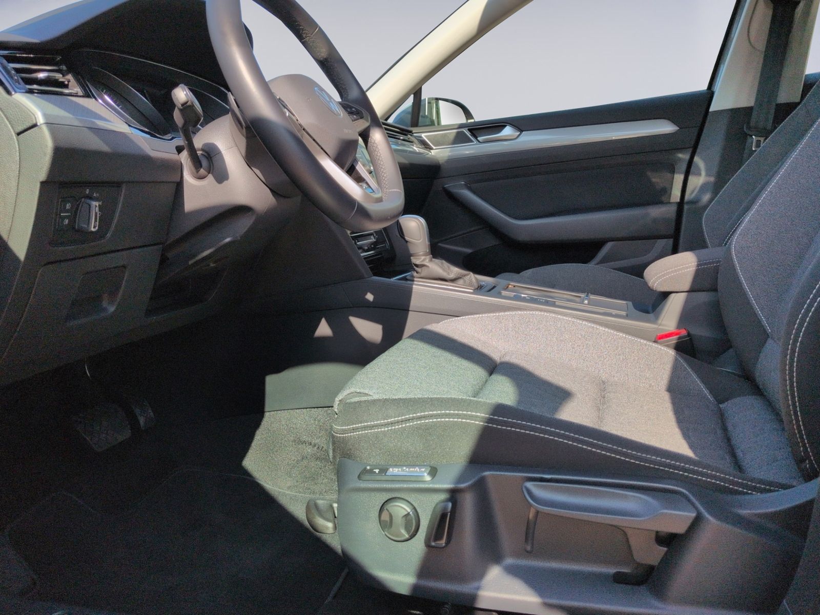 Passat Variant 1.5 TSI DSG Business KAMERA+NAVI+