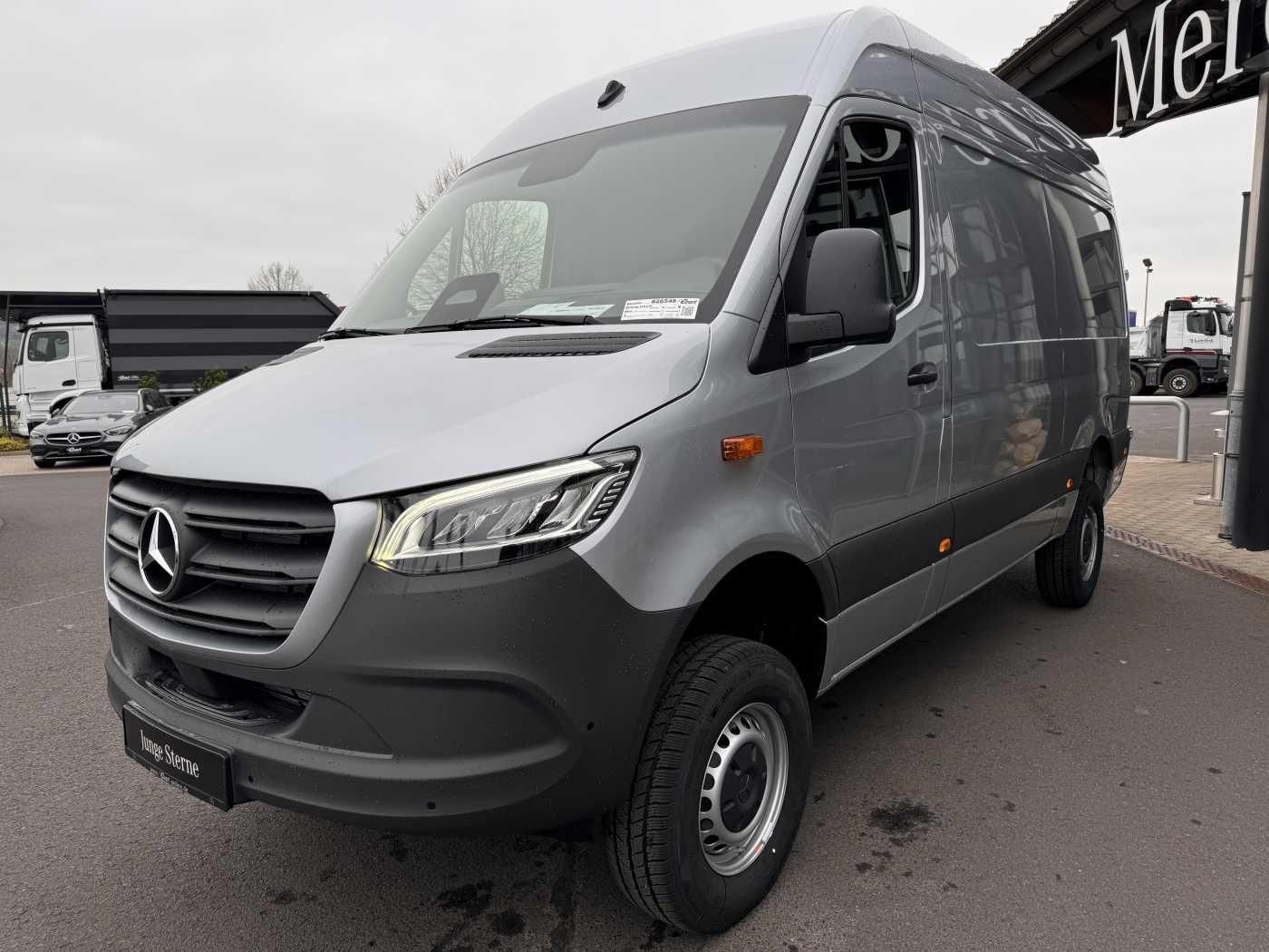 Fahrzeugabbildung Mercedes-Benz Sprinter 319 CDI 4x4 3665 Klima Standheiz AHK