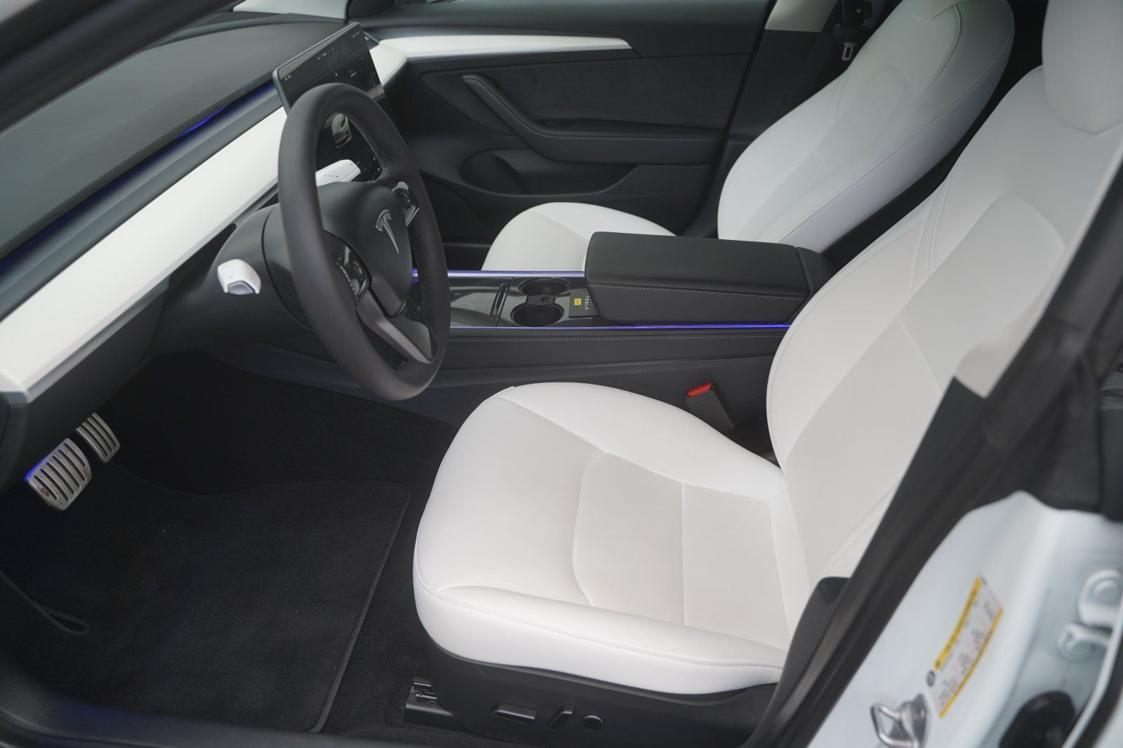 Tesla Model 3 Performance *innen weiß*Startech-Umbau*M foto 9