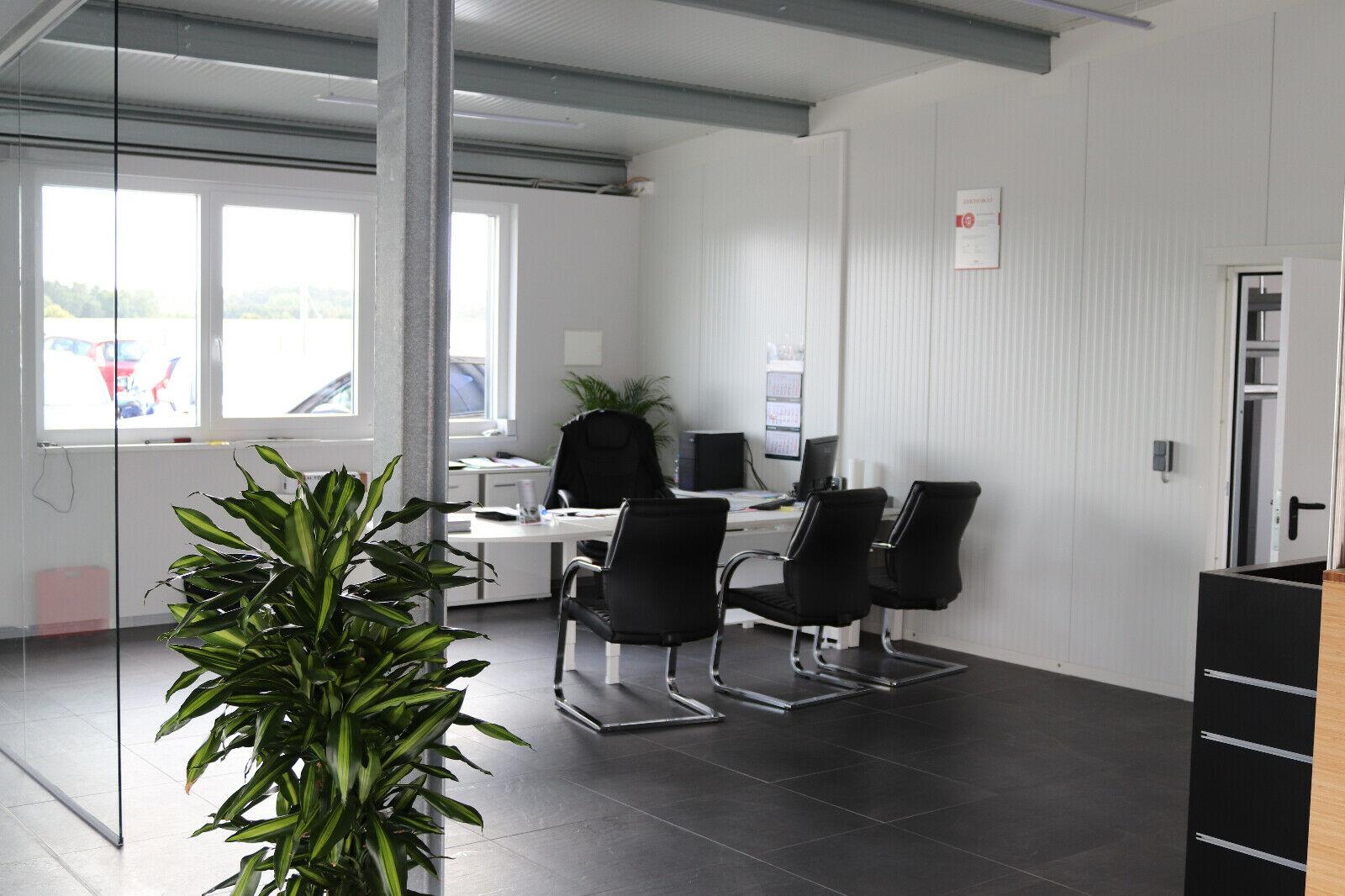 showroom-image-top
