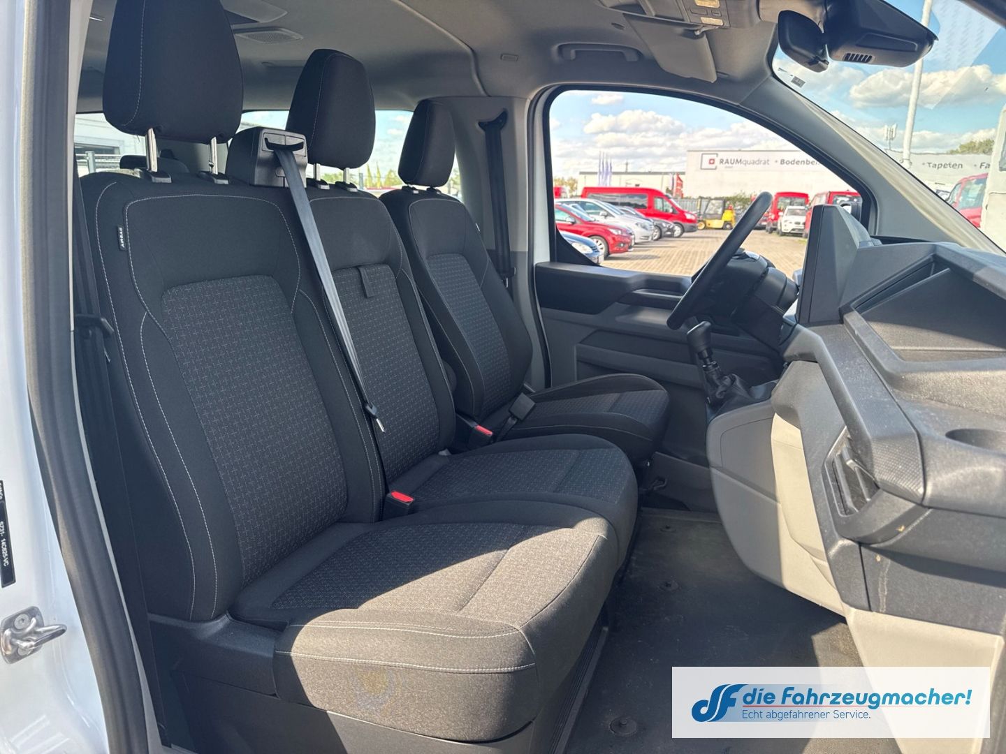 Fahrzeugabbildung Ford Transit Custom Kombi 320 L2 FWD Trend *SEITENSCH