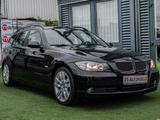 BMW 325i Touring|KLIMAAUTOM.|PDC|TEILLEDER