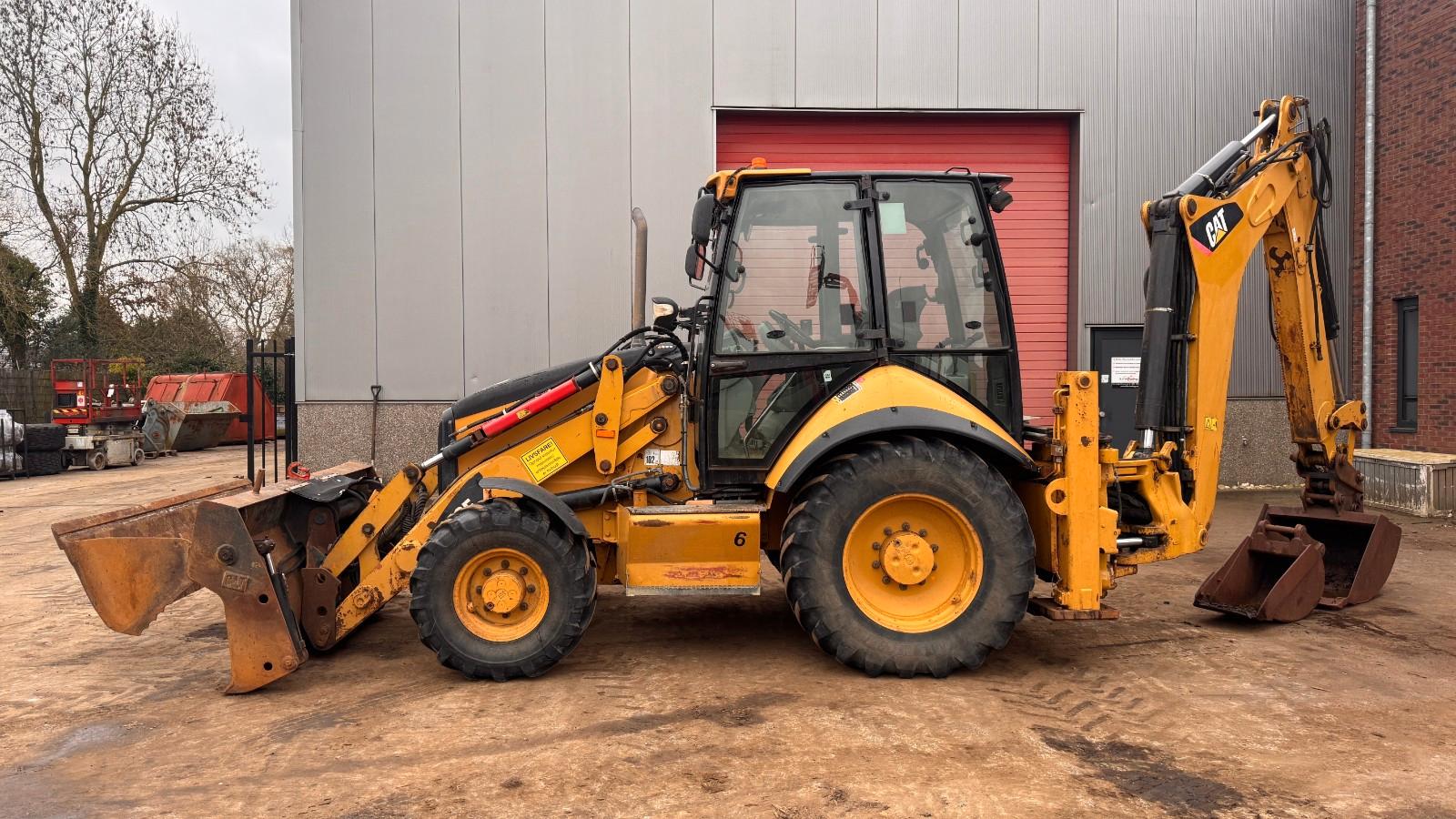 CAT 442E 4x4x4 Full spec