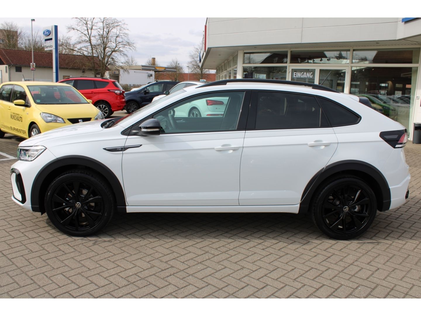 Fahrzeugabbildung Volkswagen Taigo 1.0 TSI R-Line LED ACCSHZ OPF Sportpaket N
