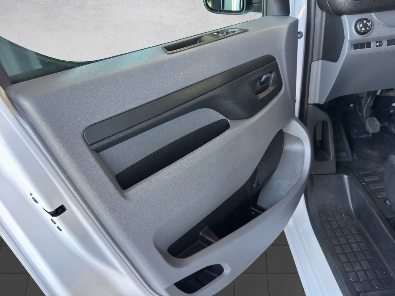Fahrzeugabbildung Citroën Jumpy Kasten Control XS Klima Tempomat Klima