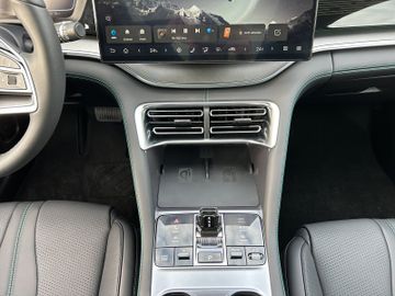 BYD Seal U EV Design HUD+KeyLess+LED+Pano+SD+SHZ