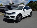 Volkswagen Touareg 3.0 TDI R-LINE 360°~ACC~NAVI~AHK~SIDE~ - Volkswagen Touareg in Bielefeld