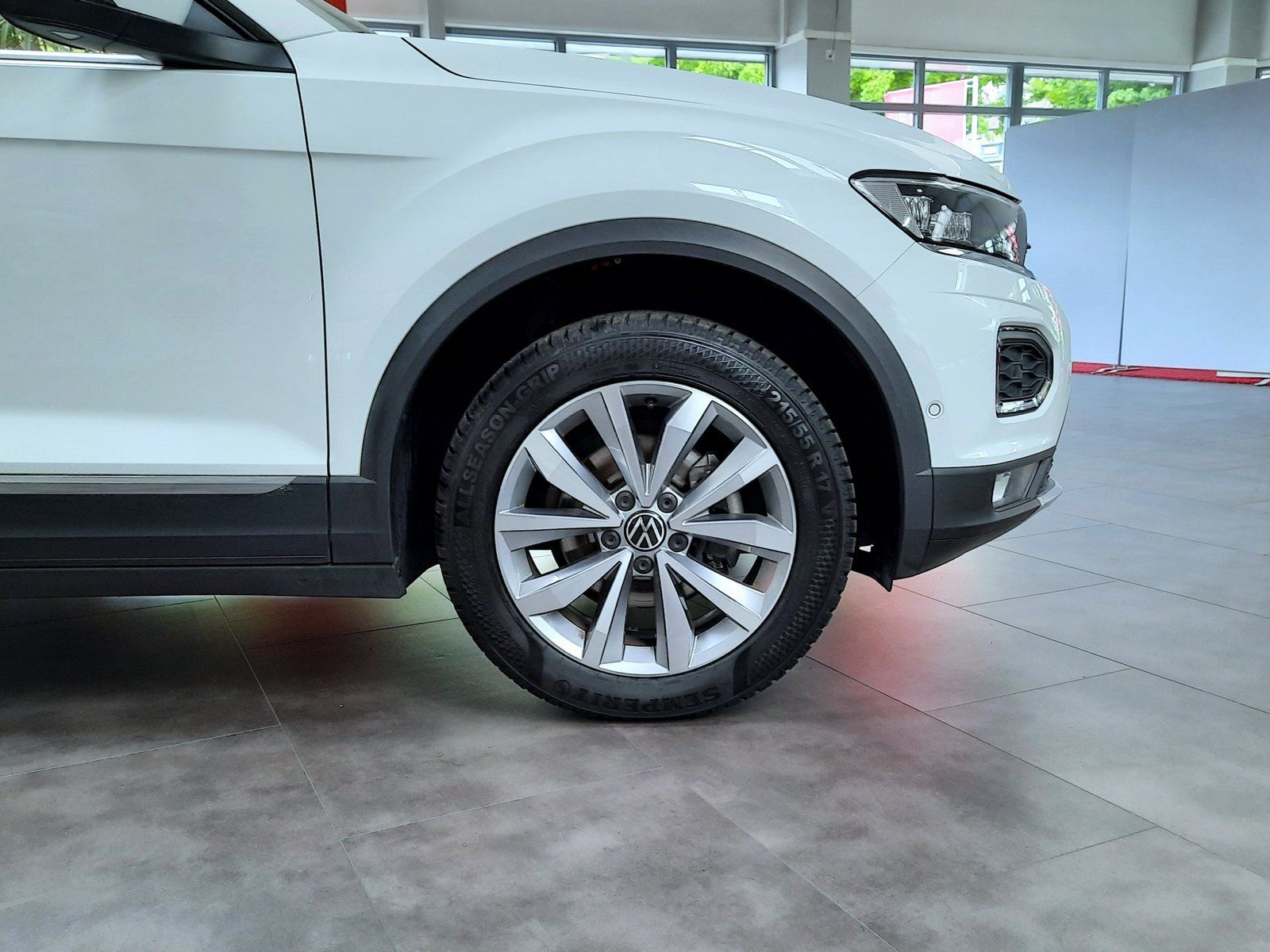 Fahrzeugabbildung Volkswagen T-Roc Cabrio Style TSI DSG *Navi*AHK*Cam*PDC*LED