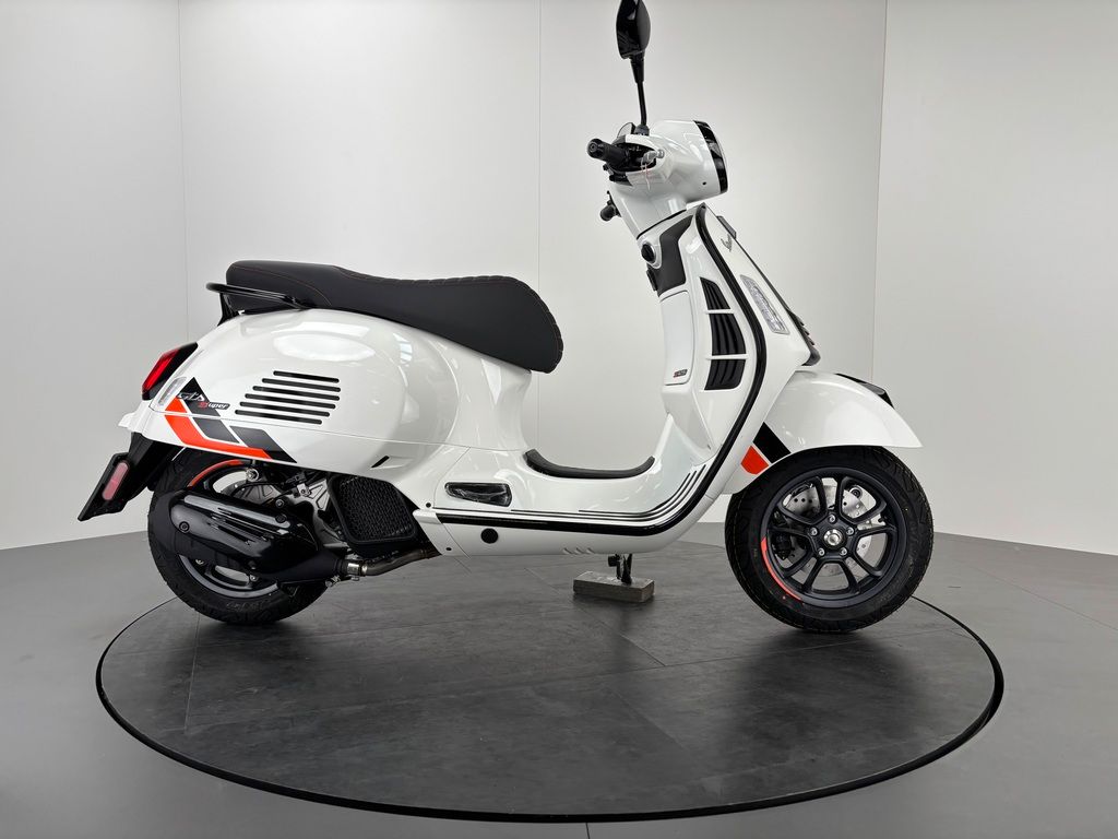 Fahrzeugabbildung Vespa GTS 125 SuperSport E5+ *NEUFAHRZEUG*