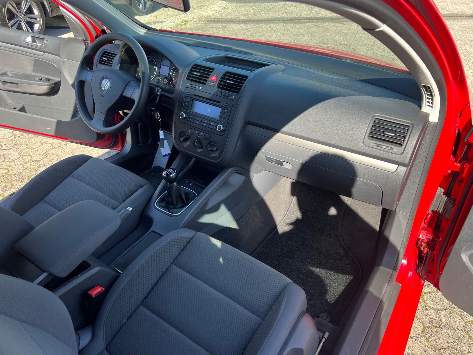 Fahrzeugabbildung Volkswagen Golf V 2.0 Comfortline 1.HAND*SERVICE NUR BEI VW
