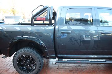 Dodge RAM - 8