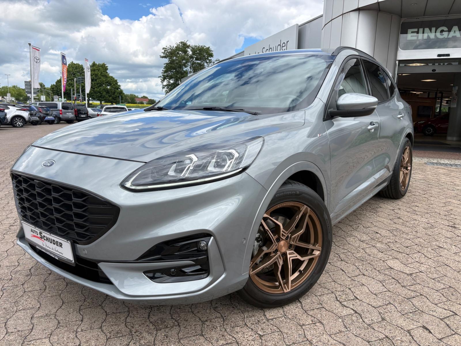 Ford Kuga ST-Line X **VIELE EXTRAS**