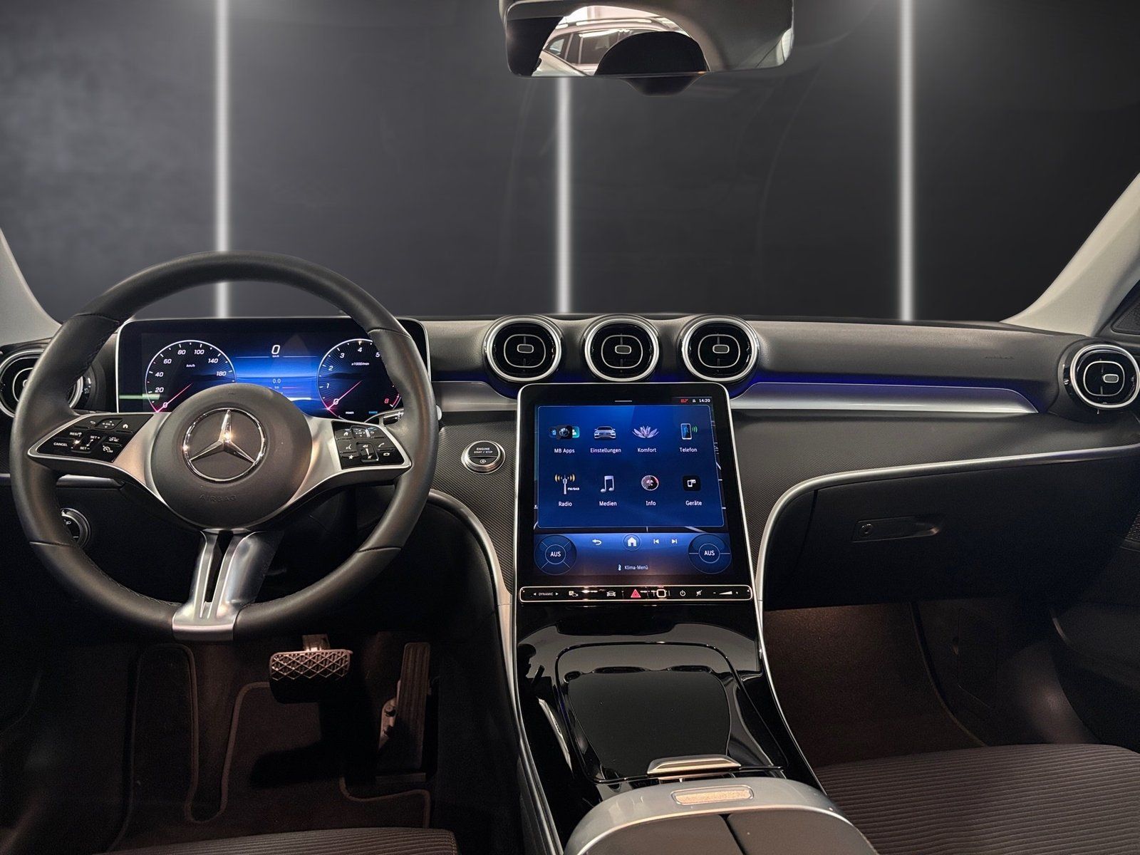 Fahrzeugabbildung Mercedes-Benz C 180 Avantgarde *360°*LED*CarPlay*Ambiente*SHZ*