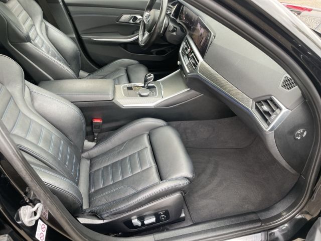 Fahrzeugabbildung BMW 340 i M xDrive Mild-Hybrid Autom. AHK, Panoramad