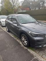 BMW X1 F48 sDrive18i Advantage - BMW X1 F48 mit Benzin-Antrieb