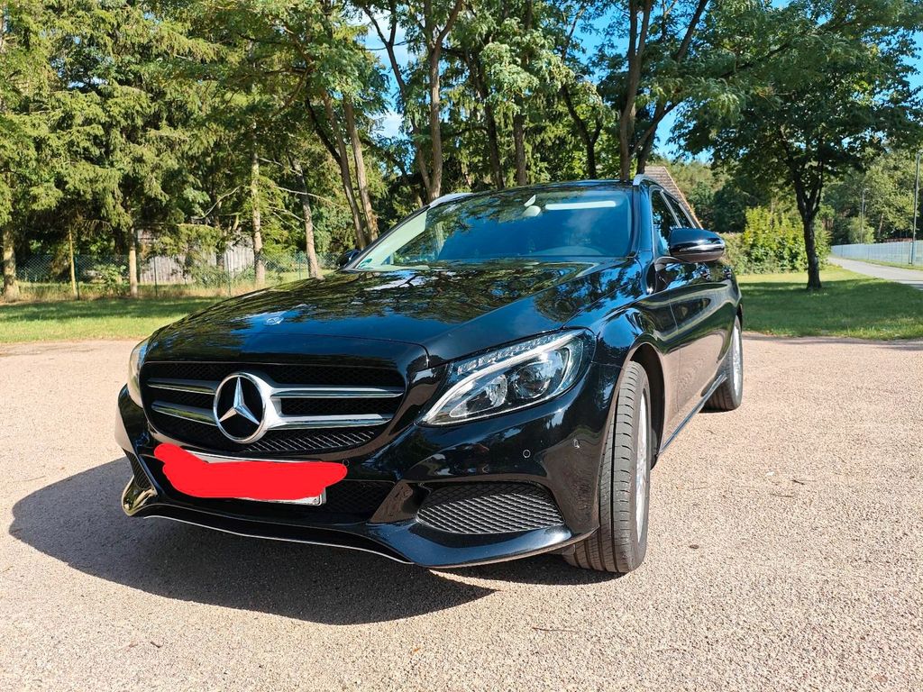 Image of Mercedes-Benz C 220