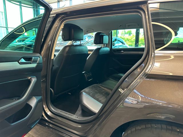 Volkswagen Passat Variant *Keyless*LED*NAVI*ACC*3-Zonen*