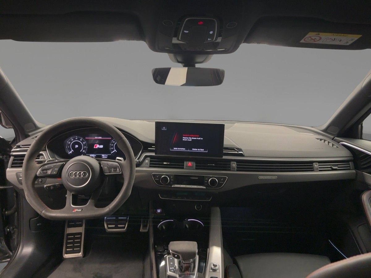 Audi RS4 - Bild 12