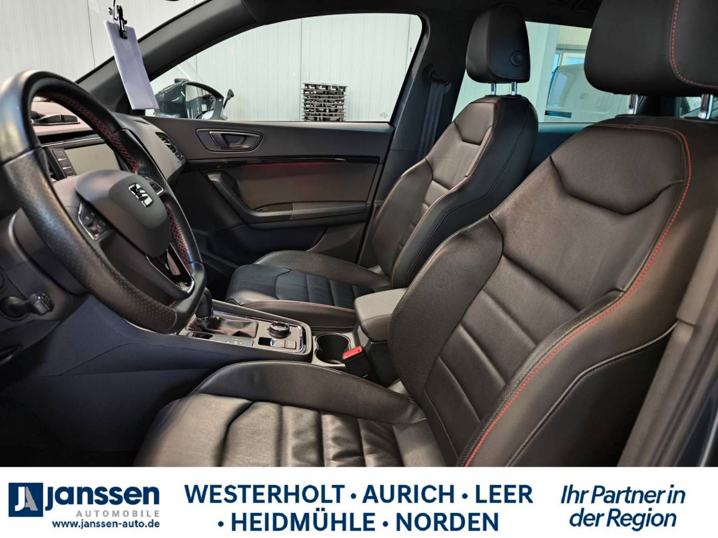 Fahrzeugabbildung SEAT Ateca 4Drive DSG FR/Automatik/Allrad/Rückfahrkam