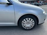 Volkswagen Jetta V Comfortline - Volkswagen Jetta: V