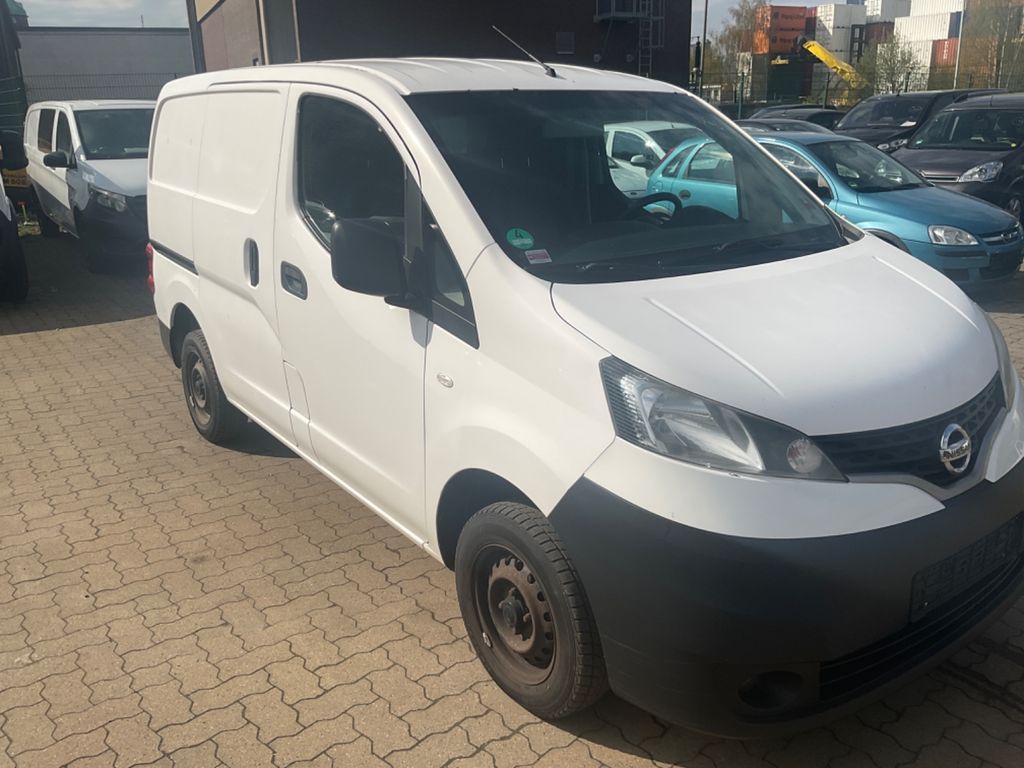 Nissan NV200