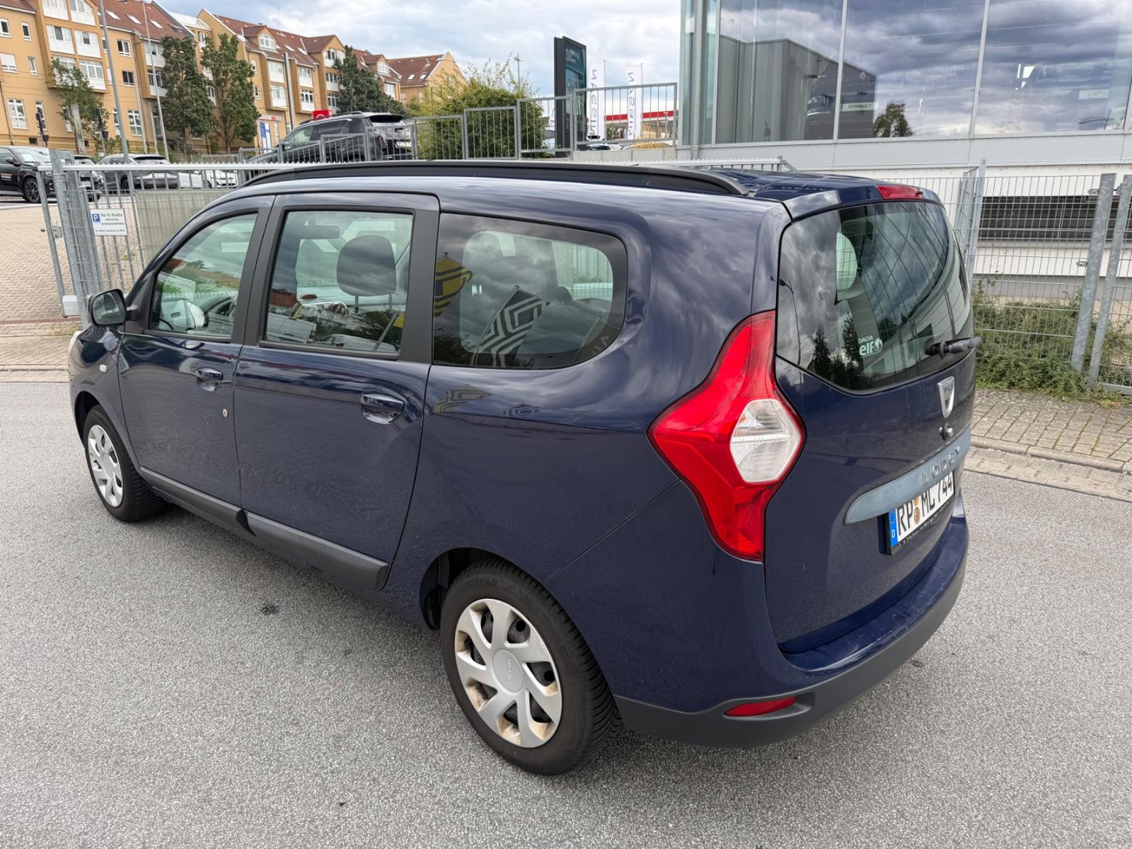 Dacia Lodgy 2014 — interior