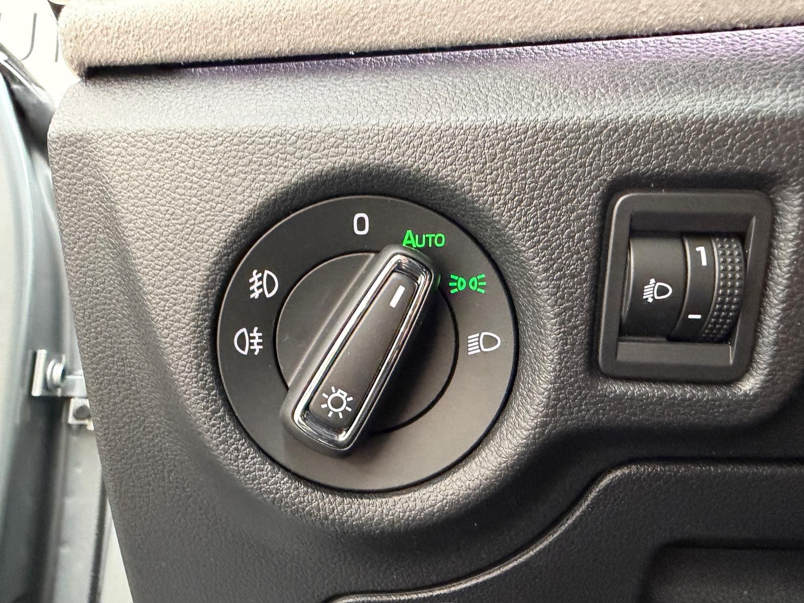 Skoda Kamiq Selection 1.5TSI DSG#Kamera#App#AHK#LED#
