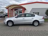 Volkswagen Passat 1.4 TSI Limousine /Tempomat/Klimaauto/... - VW Passat Gebrauchtwagen in Leipzig