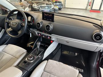MYAUTOCENTER – Gebraucht- und Jahreswagen mit Werkstattservice in Pfaffenhofen Audi A3 attraction *Panorama*Klima*Freisprech*Xenon*