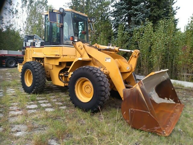 CAT 928F