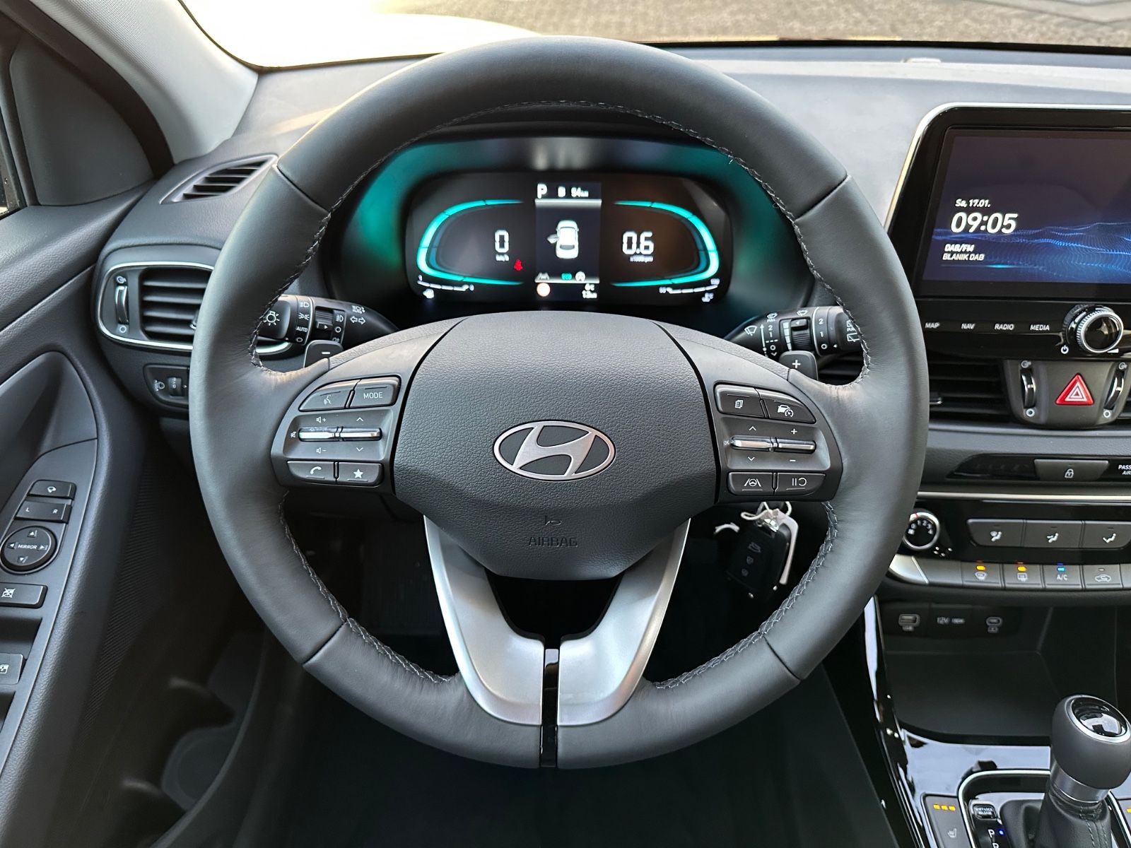 Fahrzeugabbildung Hyundai i30 Kombi 1.5 T-GDI Go DCT NAVI/LED/PDC/SHZ/VIRT